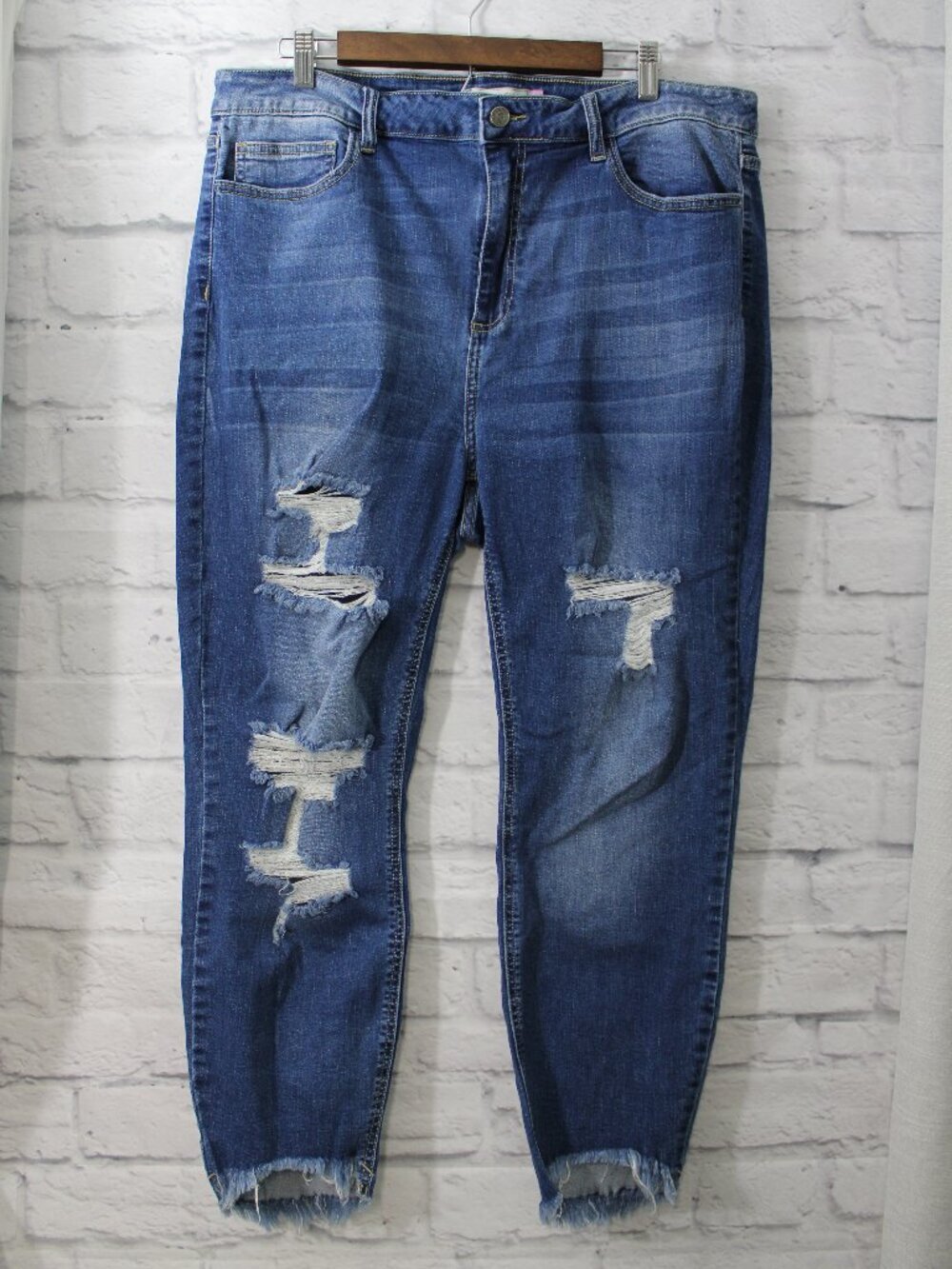 Glitzy Girlz Plus Size 22 Faded Distressed Medium Wash Raw Hem Skinny Jeans